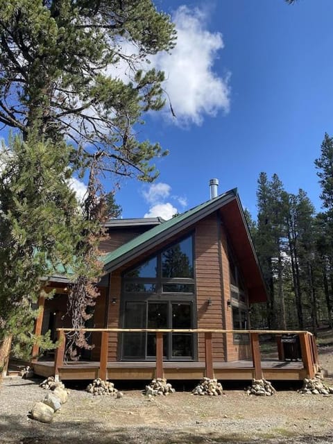 Family Friendly, Pet Friendly, New Build, 20 mi to Breckenridge - Lamplighter Lodge House in Park County