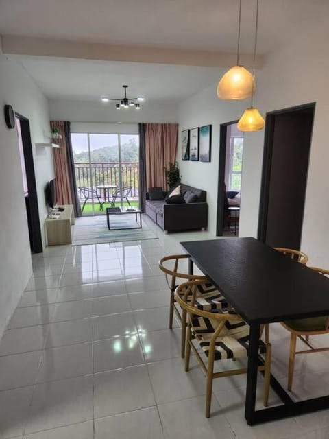 Sweet Home Emerald Avenue Cameron Highlands 10Pax G12 Wifi Apartment in Brinchang