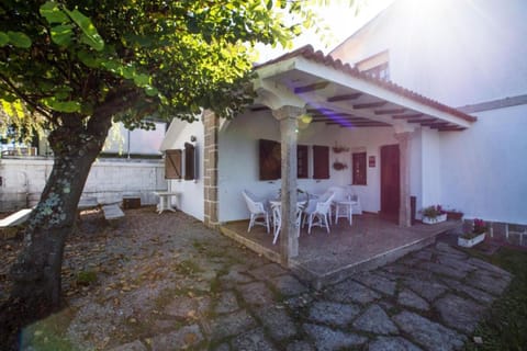 House - 3 Bedrooms with Pool WiFi and Sea views - 7428 Chalet in O Morrazo