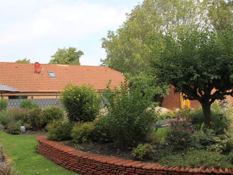 Property building, Garden, Garden view