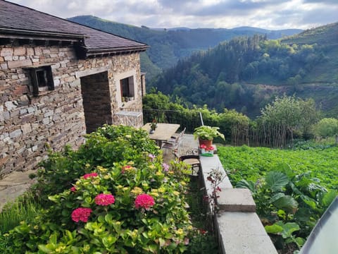 CASA EL TEIXO Chalet in Asturias