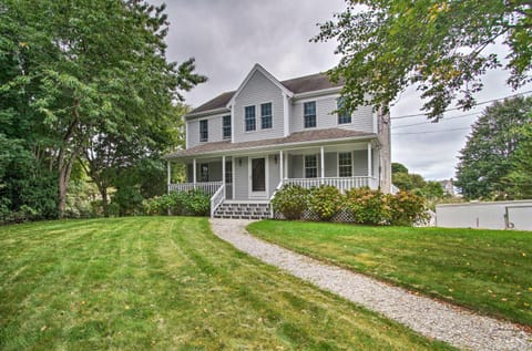 W Yarmouth Gem with Ocean View, Steps to Beach House in West Yarmouth