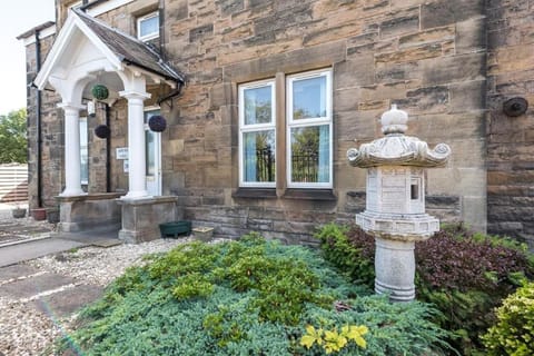 Abercorn Lodge Semi-Detached House House in Edinburgh