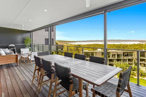 Luxury Holiday Living, Noosa Heads House in Noosa Heads