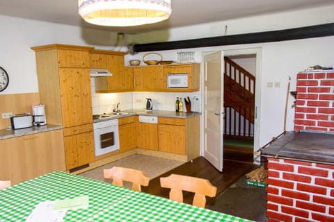 Kitchen or kitchenette, dishwasher, minibar, pet friendly, stove, toaster