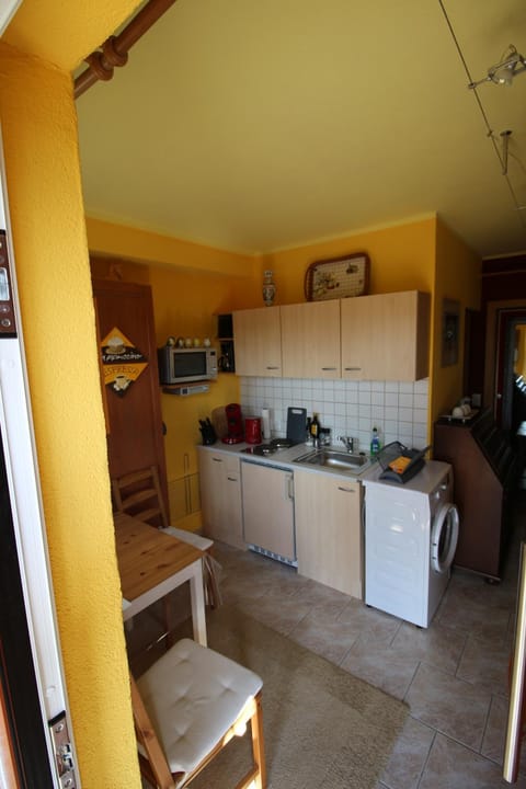 Coffee/tea facilities, Kitchen or kitchenette, minibar, stove, toaster, kitchen, kitchen