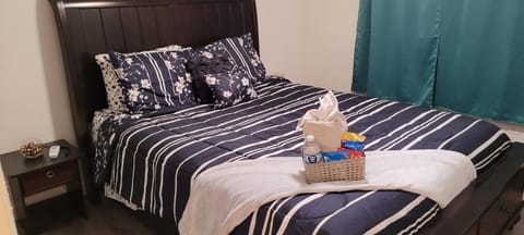 Be Our Guest-Shared Home Tampa Vacation rental in Palmdale