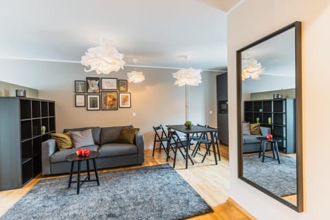 Living room, Photo of the whole room, Seating area, Dining area