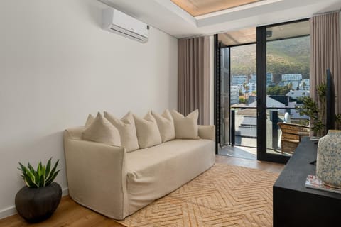 Station House Apartments Eigentumswohnung in Sea Point