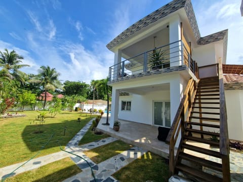 Property building, Garden, Garden view