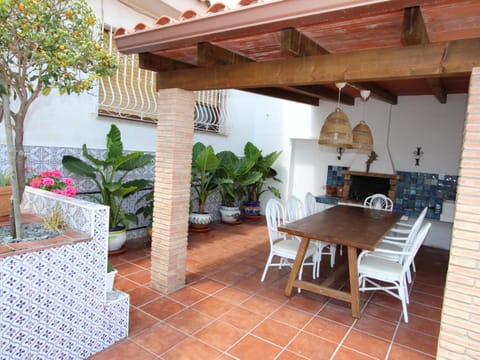 Casa con Piscina Privada Cerca del Mar, Mascotas Bienvenidas, WiFi Gratis, Playa para Perros - ES-184-39 House in Montsià