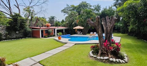 Quinta campestre Amor Secreto. Alojamiento entero en renta House in State of Morelos