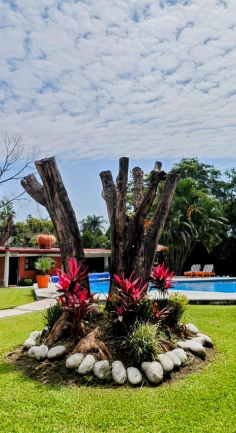 Quinta campestre Amor Secreto. Alojamiento entero en renta House in State of Morelos