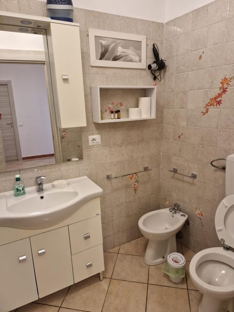 Toilet, Bathroom, bidet