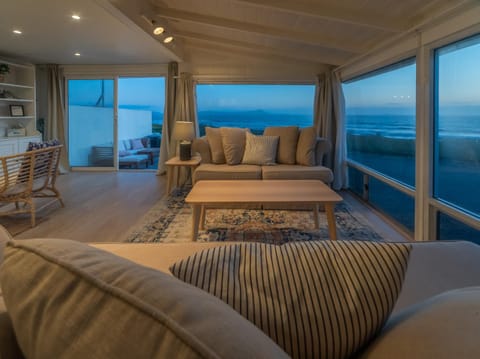 View (from property/room), Living room, Beach, Sea view