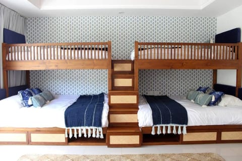 Bed, Bedroom, bunk bed