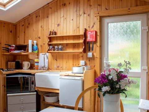 Chalet Skye Garden Accommodation by Interhome Chalet in Portree