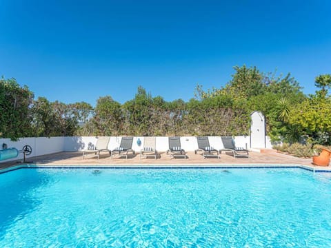 Beautiful Portuguese Villa Quinta da Alfazema 4 Bedrooms Private Swimming Pool and Tennis Court Tavira Villa in Olhão