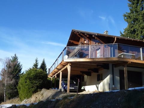 Chalet traditionnel avec jacuzzi extérieur Chalet in Ollon