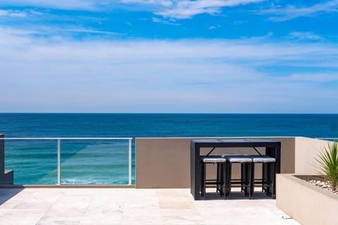Paradise Penthouse - Beach Front Style and Luxury Appartamento in The Entrance