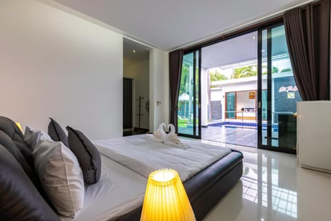 4 Bedroom Modern Pool Villa! (BL10) House in Nong Kae