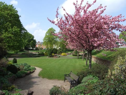 Cranmere Lichfield Condo in Lichfield