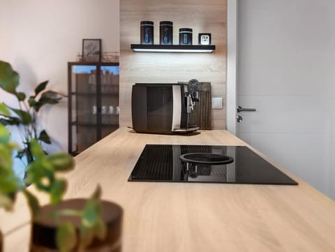 Coffee/tea facilities, Kitchen or kitchenette