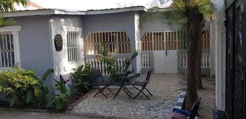 The bb's Apartment in Senegal