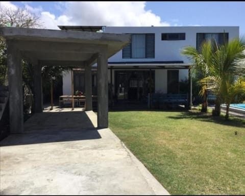 Lake view villa Villa in Rivière du Rempart District, Mauritius