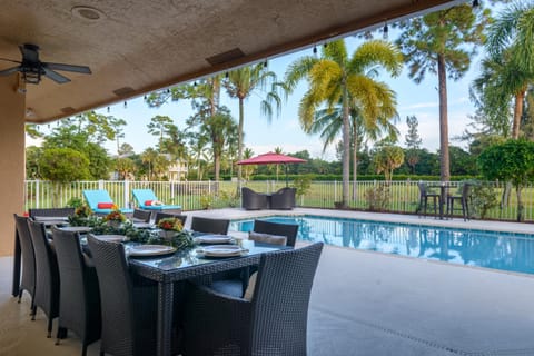 Patio, Pool view, Swimming pool, sunbed