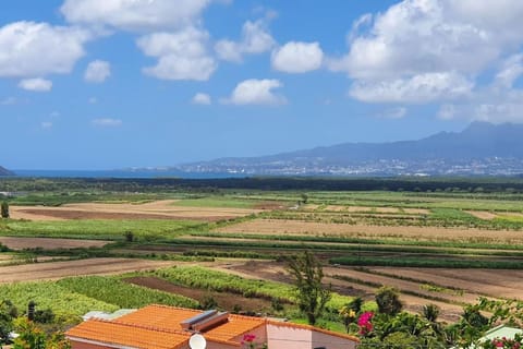 972D1 - Résidences Tamarin Haut de villa Tamarin 200m2 vue panoramique Apartment in Martinique