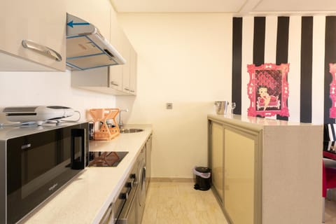 Kitchen or kitchenette, kitchen