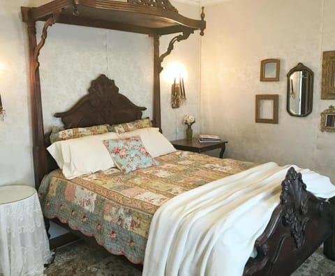 The Bissing House Chambre d’hôte in Hays