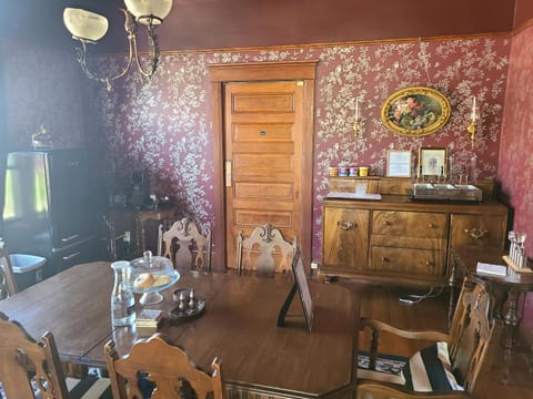 The Bissing House Bed and Breakfast in Hays