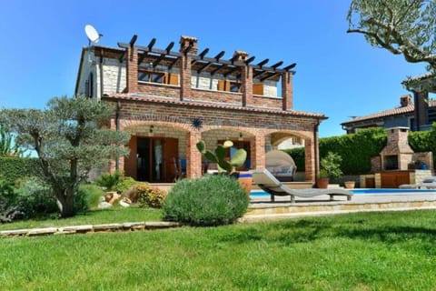 Villa Sole in Central Istria for 10 people with 4 beedrooms and private pool Villa in Vodnjan