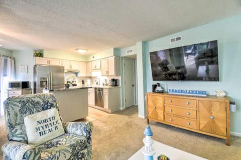 Coastal N Myrtle Beach Condo about 2 Mi to Ocean Apartment in North Myrtle Beach