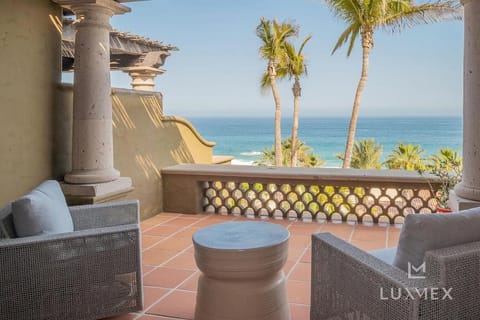 Amazing 4bd Villa Del Mar Villa with Chef Butler and Steps from the Beach Villa in Baja California Sur