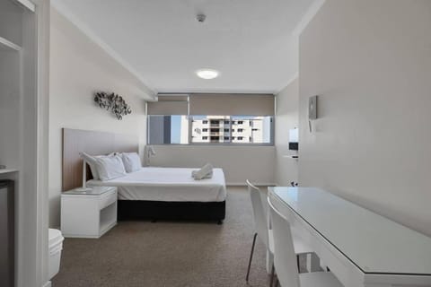 Excellent Location - Modern Hotel Room in Mackay Inn in Mackay