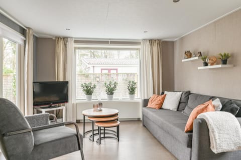Ruime Luxe Chalet midden in de Veluwe. Apartment in Hoenderloo