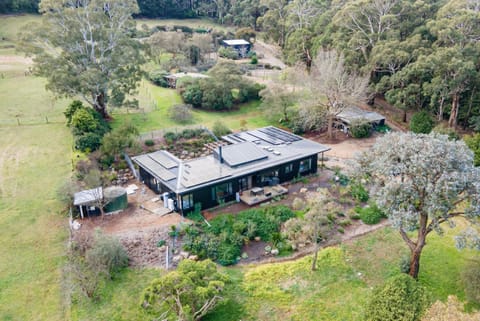 Four Seasons Luxury Amid Breathtaking Landscape House in Red Hill