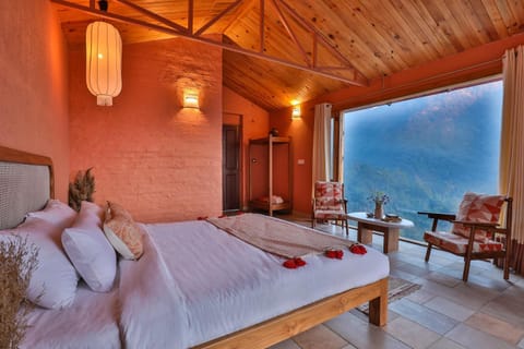 Seclude Pangot, Perch Bed and Breakfast in Uttarakhand