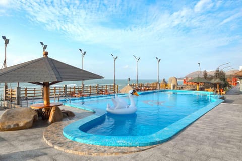 Trân Châu Beach & Resort Resort in Ba Ria - Vung Tau