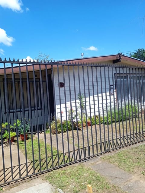 Casa Margarita House in Temuco