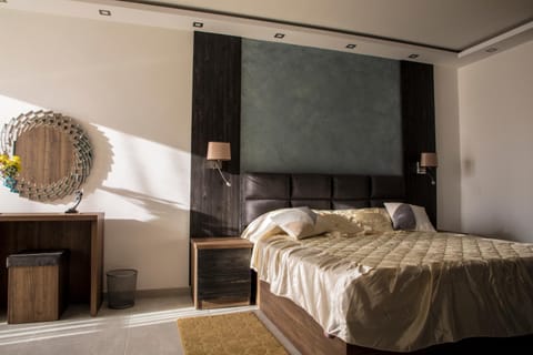 2 bedroom luxury design apartment Condo in Marsaskala