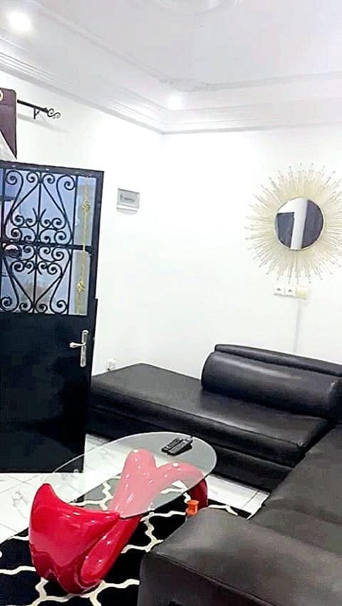 Residence Sighaka - Luxus VIP Apartment - WiFi, Gardien, Parking Copropriété in Douala
