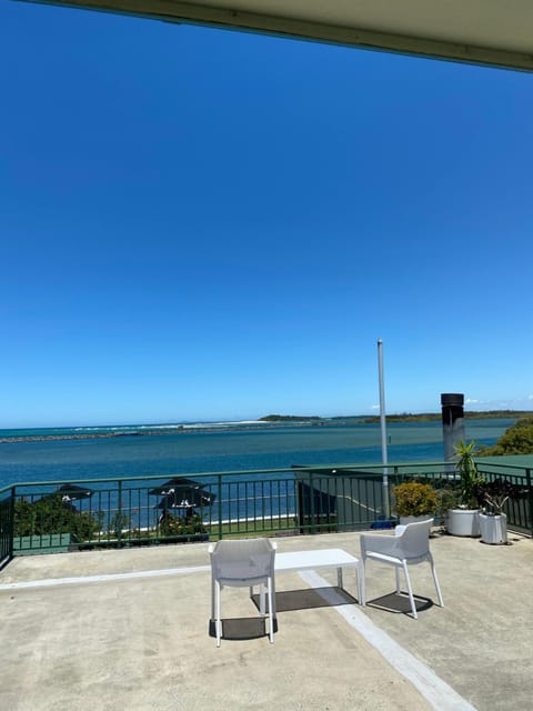 View (from property/room), Balcony/Terrace, Sea view