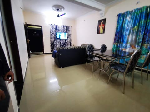 J2 Home Stay - Luxury Homes with Caravan Services Apartment hotel in Thiruvananthapuram