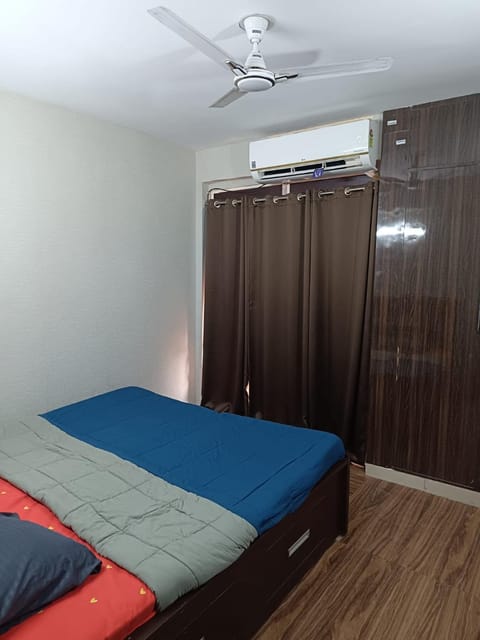 Sector143 near Advant Office-2BHK-Society-Spacious-Couple,Family,WFO employes and NRI friendly Place with Kitchen ,living room ,Near Candor TechSpace,Advant IT park and Oxygen144 Center Condo in Noida