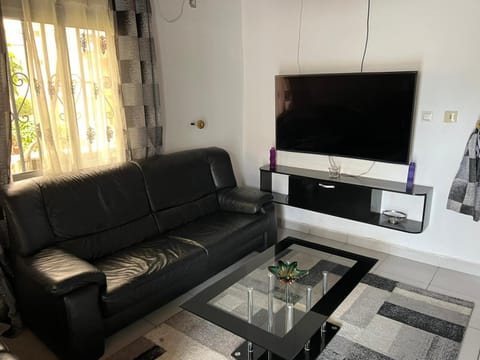 TRIERHOUSE Apartment in Douala