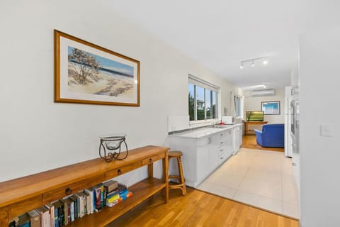 3 41 Tingira Crescent Sunrise Beach Apartment in Sunrise Beach